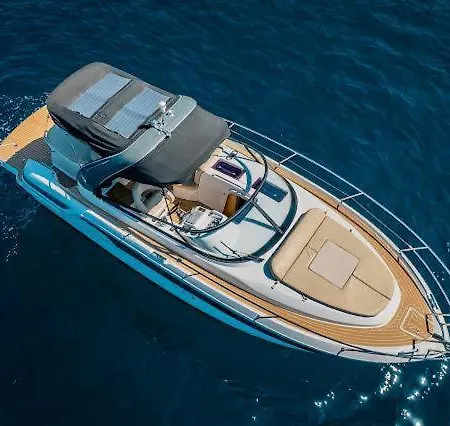 Botel Motor Yacht Simba